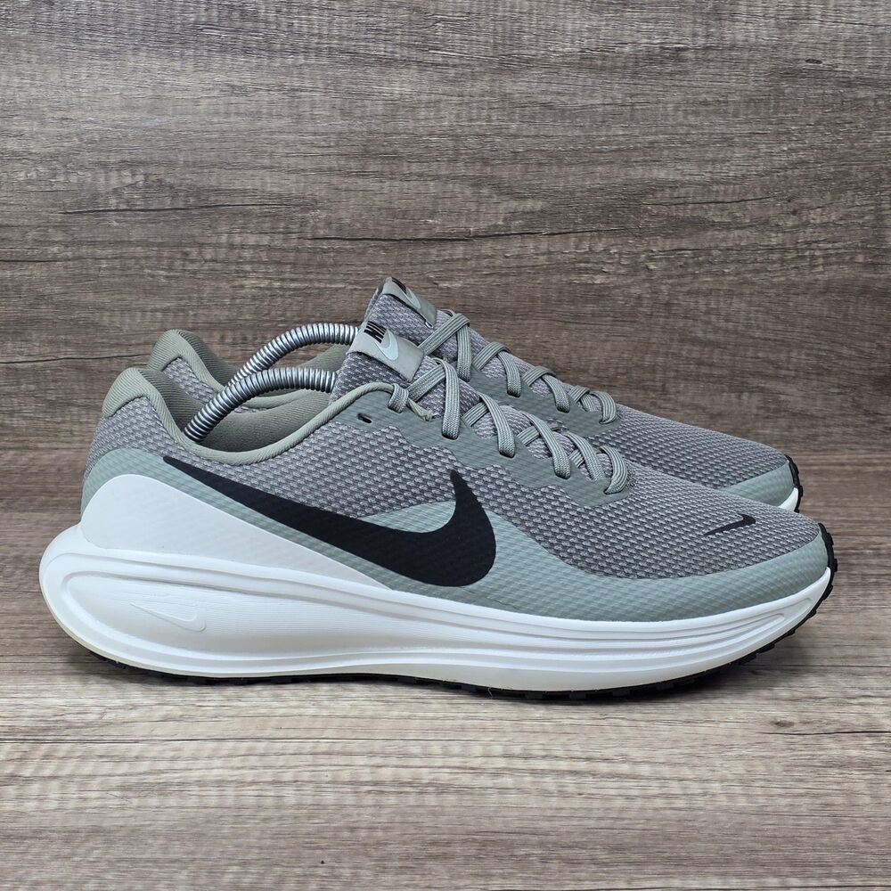 Nike Revolution 8 Men's Size 10.5 Army Green Beige Running Shoes HJ9198-300